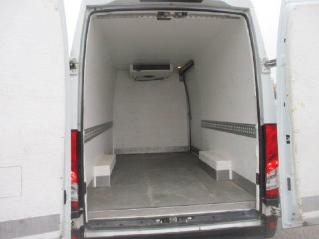 Iveco Daily 35S15V - Furgon: slika 3 Iveco Daily 35S15V - Furgon: slika 3