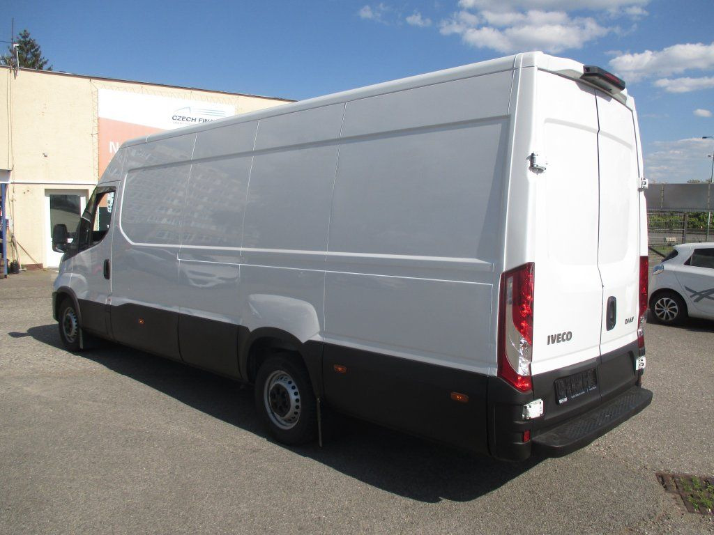 Furgon Iveco Daily 35S16: slika 6