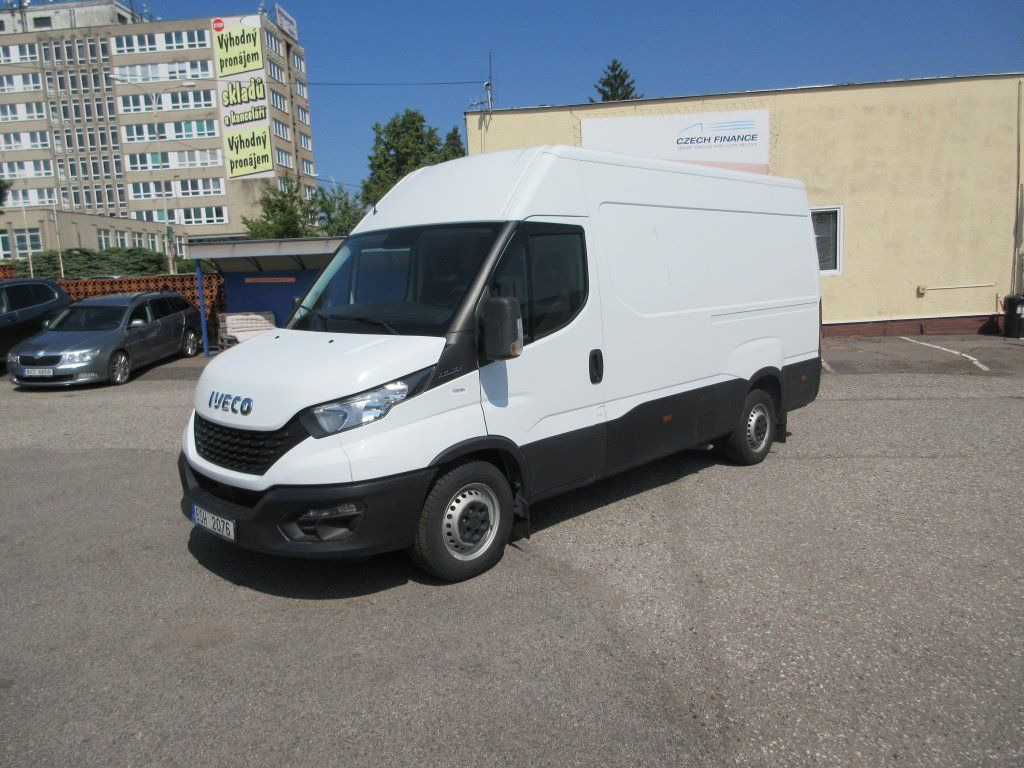 Iveco Daily 35S16 - Furgon: slika 2 Iveco Daily 35S16 - Furgon: slika 2