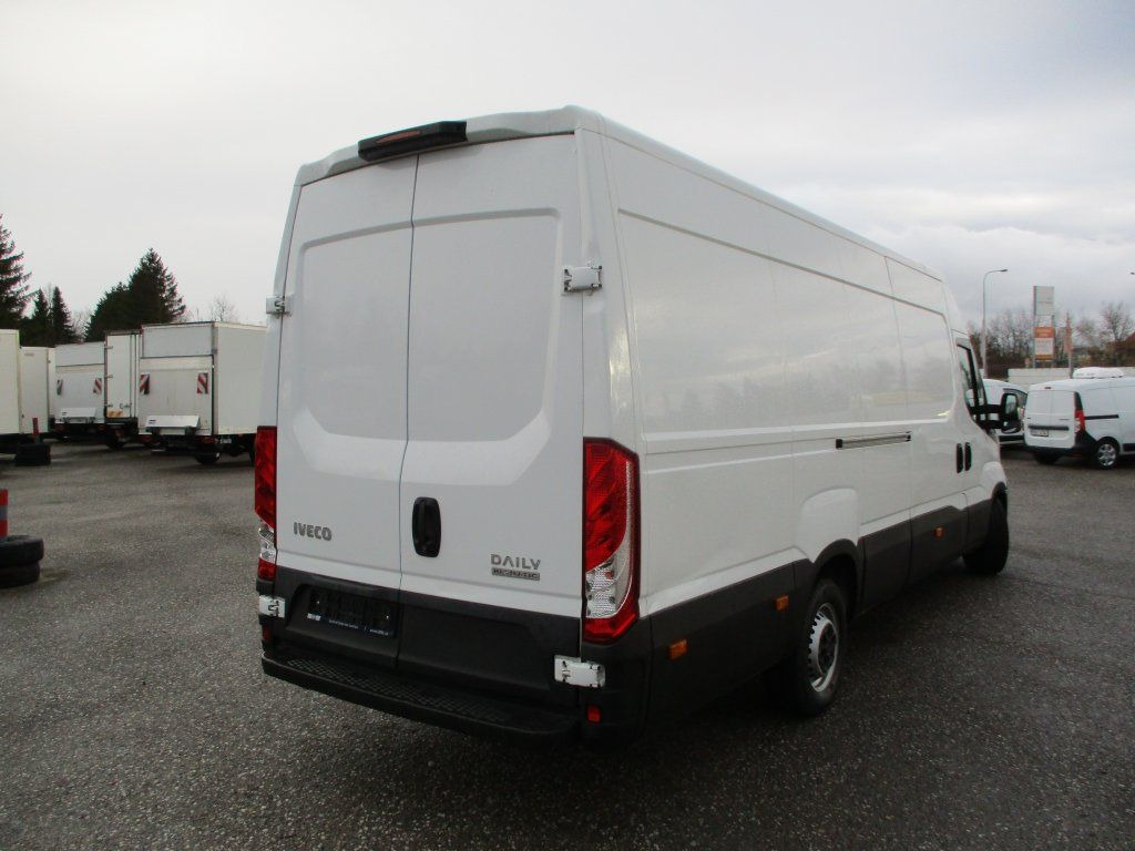 Iveco Daily 35S16 Hi Matic - Furgon: slika 3 Iveco Daily 35S16 Hi Matic - Furgon: slika 3