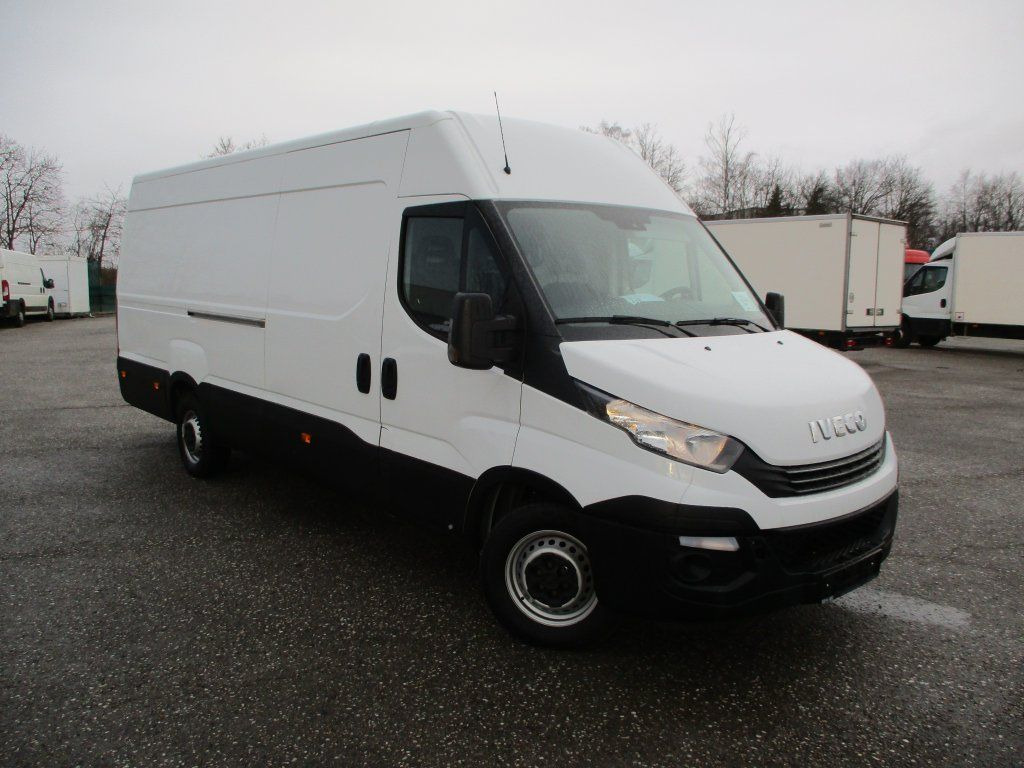 Iveco Daily 35S16 Hi Matic - Furgon: slika 2 Iveco Daily 35S16 Hi Matic - Furgon: slika 2