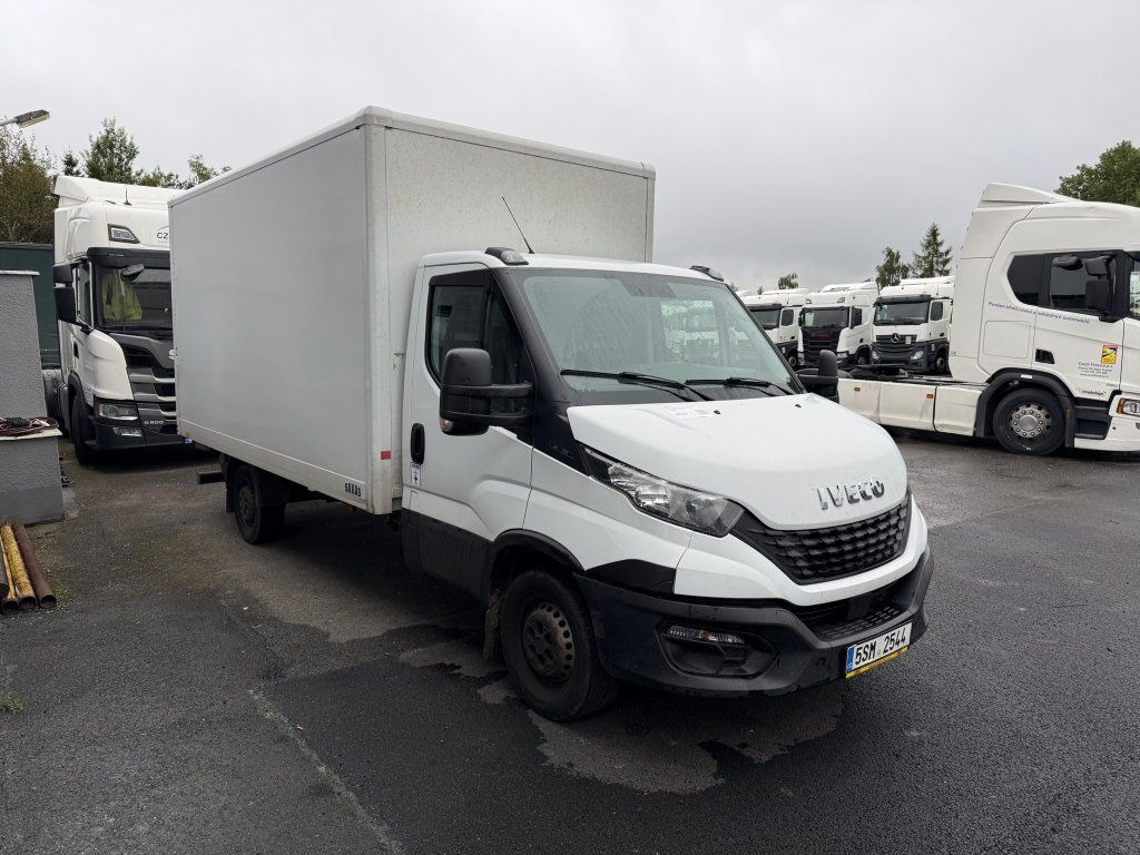 Iveco Daily 35S16 mit LBW ENGINE DEFECT - Dostavno vozilo sa zatvorenim sandukom: slika 2 Iveco Daily 35S16 mit LBW ENGINE DEFECT - Dostavno vozilo sa zatvorenim sandukom: slika 2