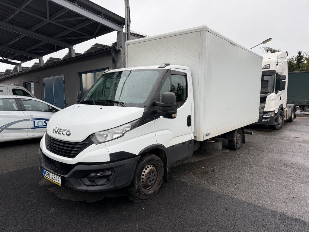 Iveco Daily 35S16 mit LBW ENGINE DEFECT - Dostavno vozilo sa zatvorenim sandukom: slika 1 Iveco Daily 35S16 mit LBW ENGINE DEFECT - Dostavno vozilo sa zatvorenim sandukom: slika 1