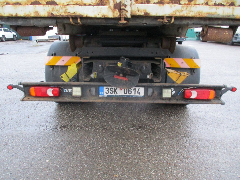 Iveco Eurocargo 140E22 - Kamion sa hidrauličnom kukom: slika 5 Iveco Eurocargo 140E22 - Kamion sa hidrauličnom kukom: slika 5
