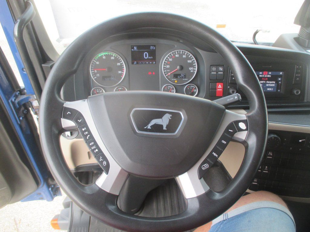 Kamion sa ceradom MAN TGL 12.250: slika 12