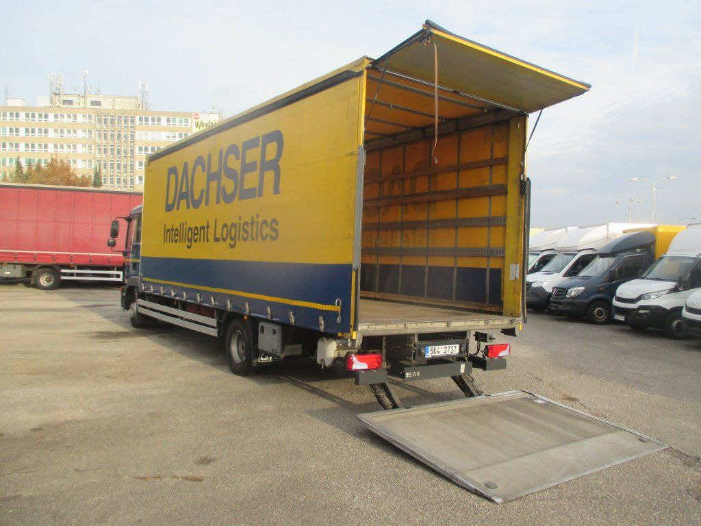 Kamion sa ceradom MAN TGL 12.250: slika 7