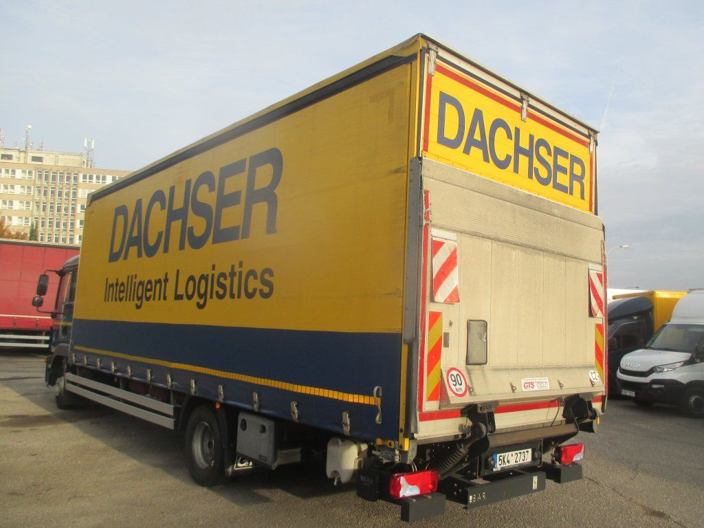 Kamion sa ceradom MAN TGL 12.250: slika 6