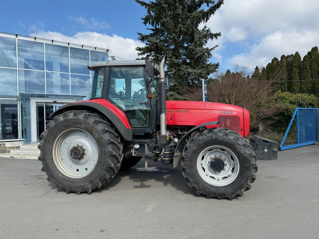 Massey Ferguson MF8260 - Traktor: slika 3 Massey Ferguson MF8260 - Traktor: slika 3