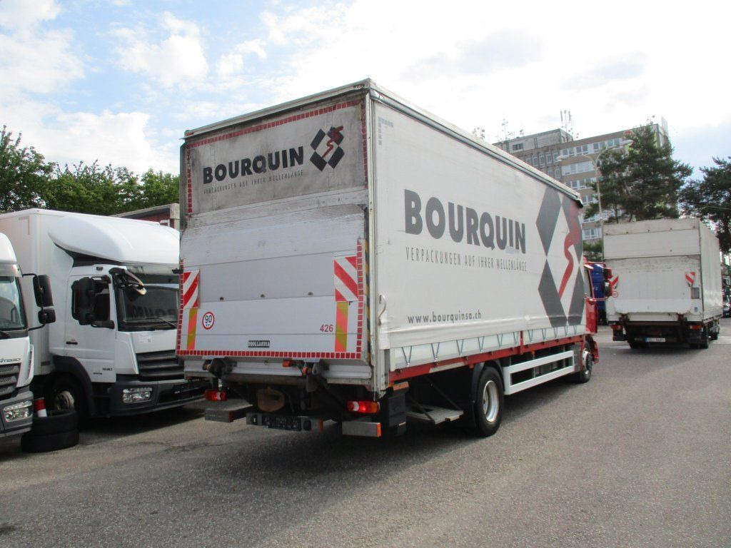 Renault D 16 - Kamion sa tovarnim sandukom: slika 3 Renault D 16 - Kamion sa tovarnim sandukom: slika 3
