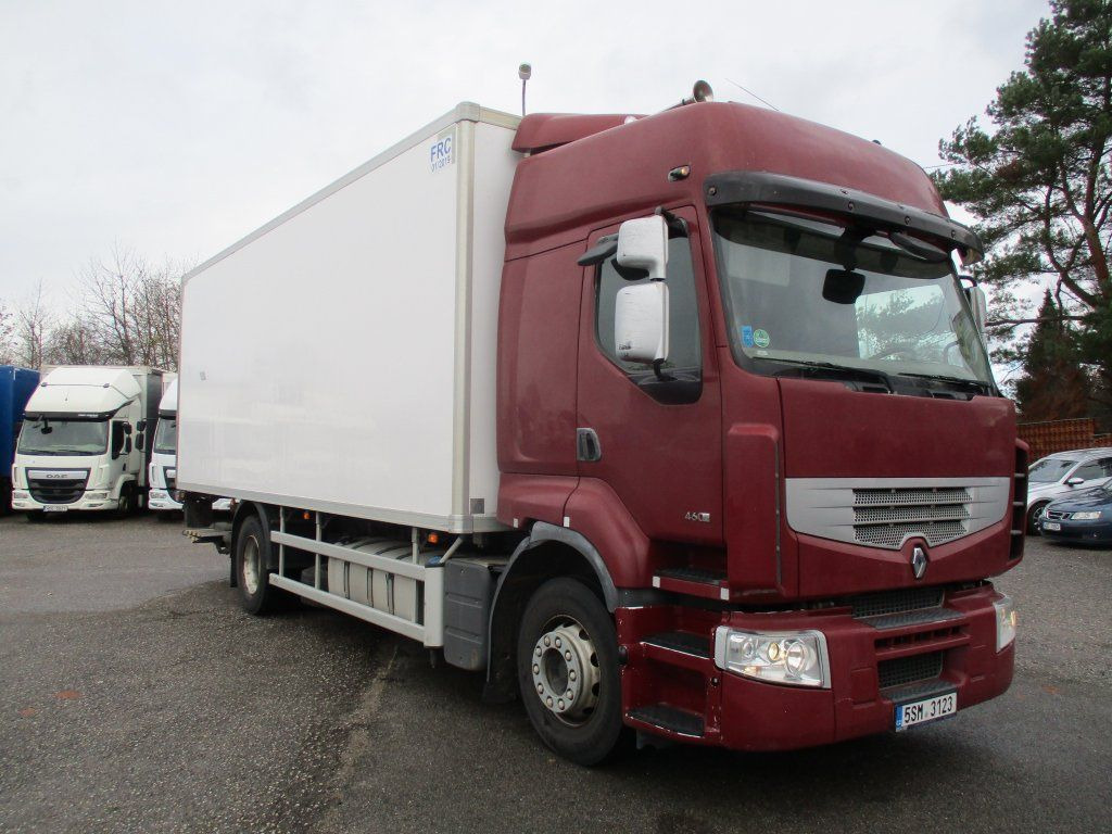 Renault Premium 460 - Kamion sa zatvorenim sandukom: slika 3 Renault Premium 460 - Kamion sa zatvorenim sandukom: slika 3