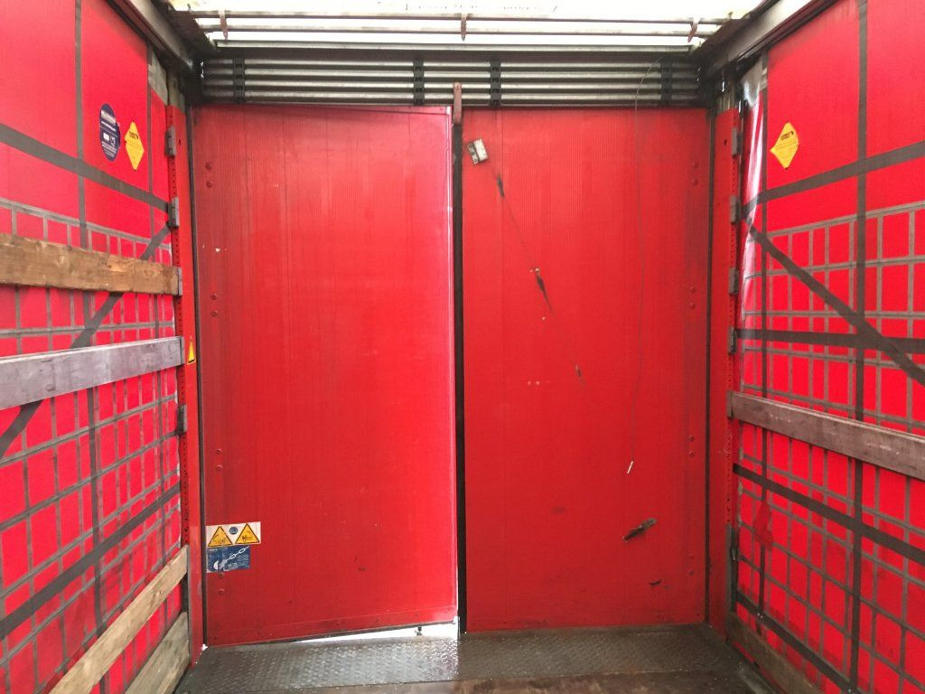 Poluprikolica sa ceradom Schmitz Cargobull SCB*S3T standard/lifting roof/Hubdach 2,70-2,85m: slika 12