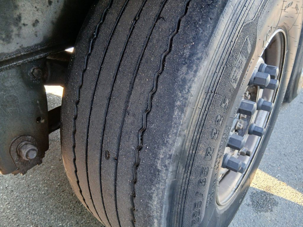 Poluprikolica sa ceradom Schmitz Cargobull SCS24: slika 10 Poluprikolica sa ceradom Schmitz Cargobull SCS24: slika 10