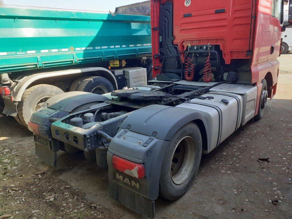 MAN TGX18.460 XLX Motorschaden/engine damage - Tegljač: slika 3 MAN TGX18.460 XLX Motorschaden/engine damage - Tegljač: slika 3