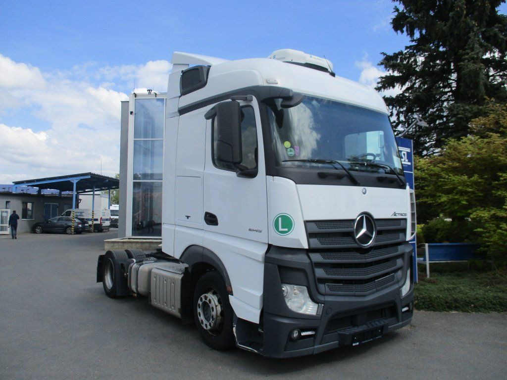 Mercedes-Benz 1845 Actros EURO 6 MEGA/lowdeck - Tegljač: slika 2 Mercedes-Benz 1845 Actros EURO 6 MEGA/lowdeck - Tegljač: slika 2