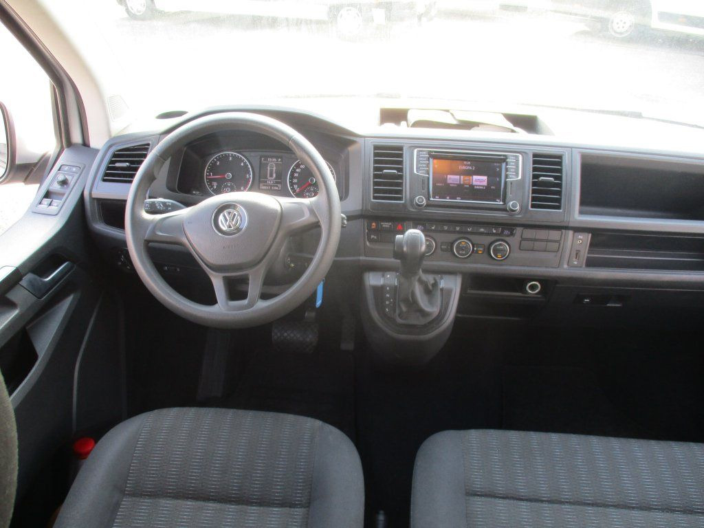 Putnički kombi Volkswagen T6 2.0 TDI,Navi,DSG: slika 10