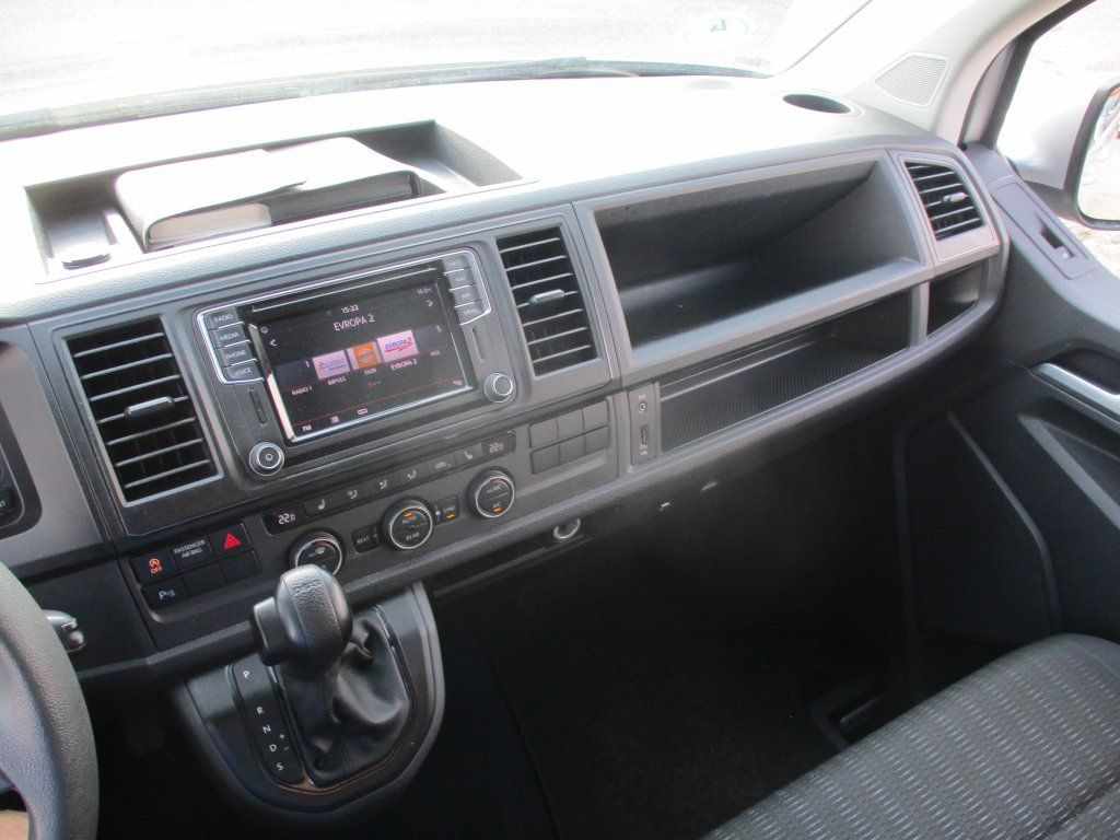 Putnički kombi Volkswagen T6 2.0 TDI,Navi,DSG: slika 13