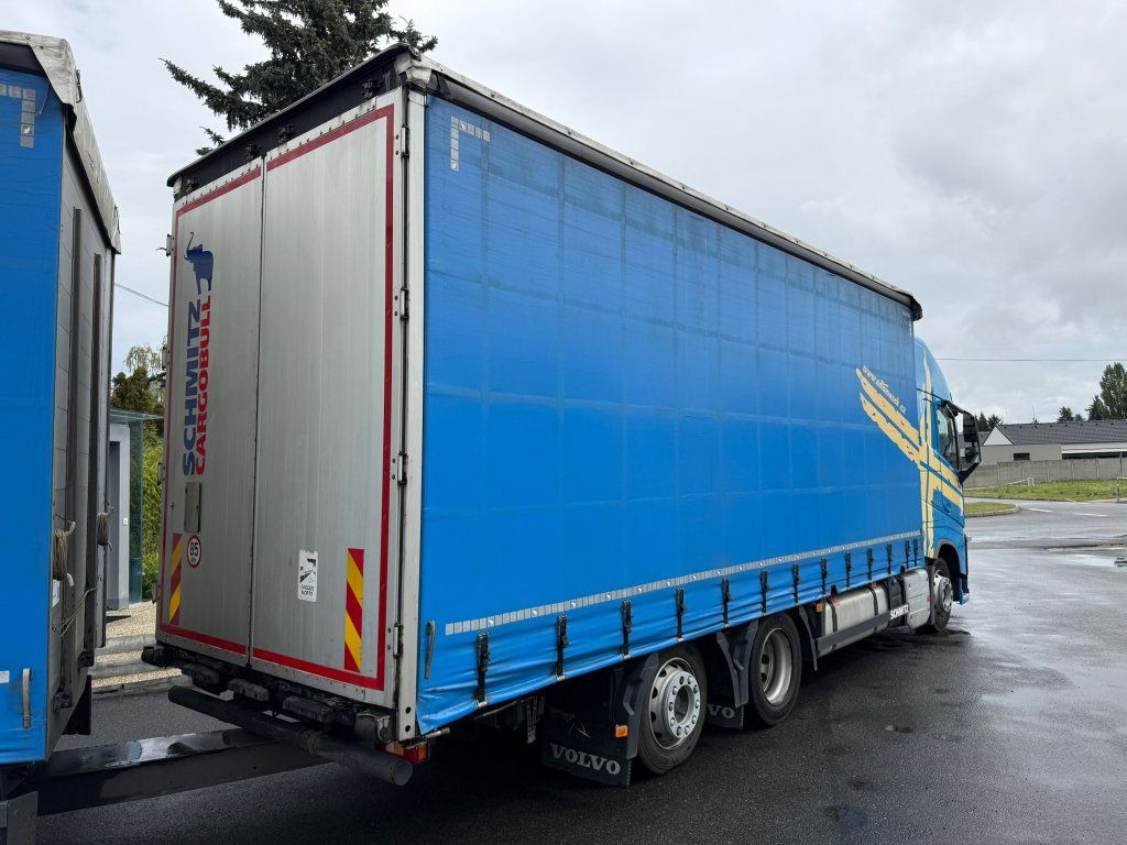 Volvo FH500 6x2 Euro 6 + Schmitz - Kamion sa ceradom: slika 3 Volvo FH500 6x2 Euro 6 + Schmitz - Kamion sa ceradom: slika 3