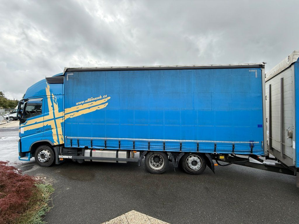 Volvo FH500 6x2 Euro 6 + Schmitz - Kamion sa ceradom: slika 5 Volvo FH500 6x2 Euro 6 + Schmitz - Kamion sa ceradom: slika 5