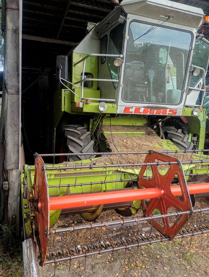 Claas dominator 96s - Kombajn: slika 2 Claas dominator 96s - Kombajn: slika 2