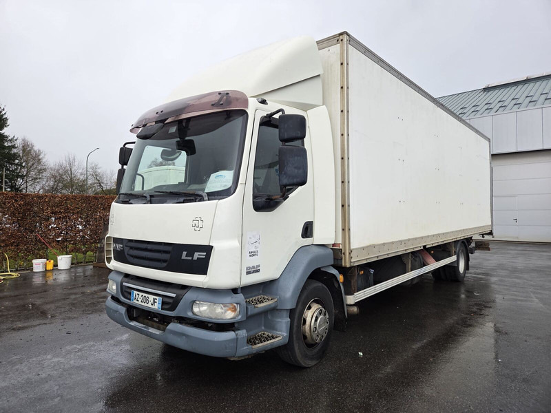 DAF LF55 280 - Kamion sa zatvorenim sandukom: slika 1 DAF LF55 280 - Kamion sa zatvorenim sandukom: slika 1