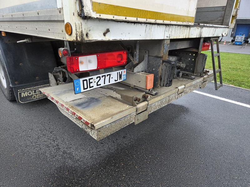 Renault Premium 380dxi - Kamion sa zatvorenim sandukom: slika 4 Renault Premium 380dxi - Kamion sa zatvorenim sandukom: slika 4