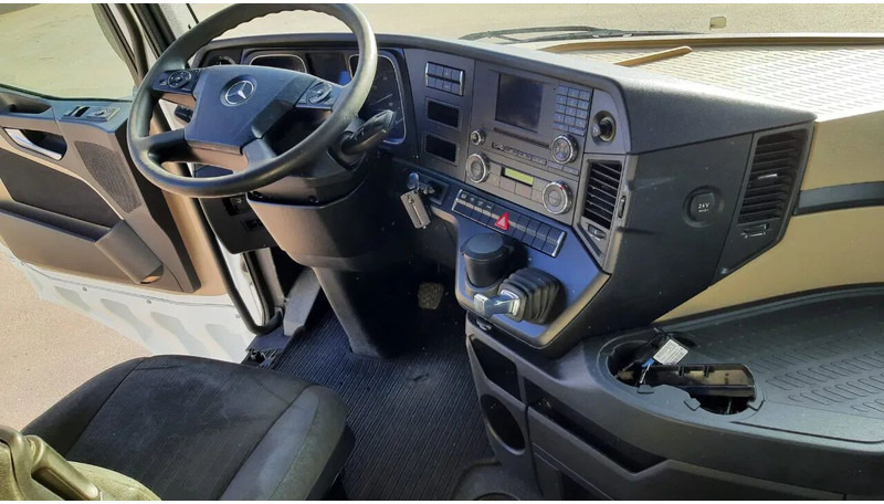 Tegljač Mercedes-Benz Actros 1845 EEV: slika 10 Tegljač Mercedes-Benz Actros 1845 EEV: slika 10