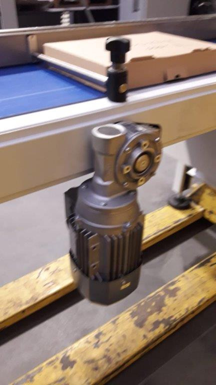 Frequency controlled conveyor belt 220x50cm - Trakasti transporter: slika 3 Frequency controlled conveyor belt 220x50cm - Trakasti transporter: slika 3