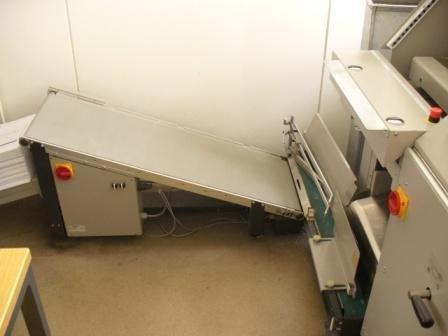 Horizon BQ 270 single clamps adhesive binder - Mašina za uvezivanje knjiga: slika 4 Horizon BQ 270 single clamps adhesive binder - Mašina za uvezivanje knjiga: slika 4