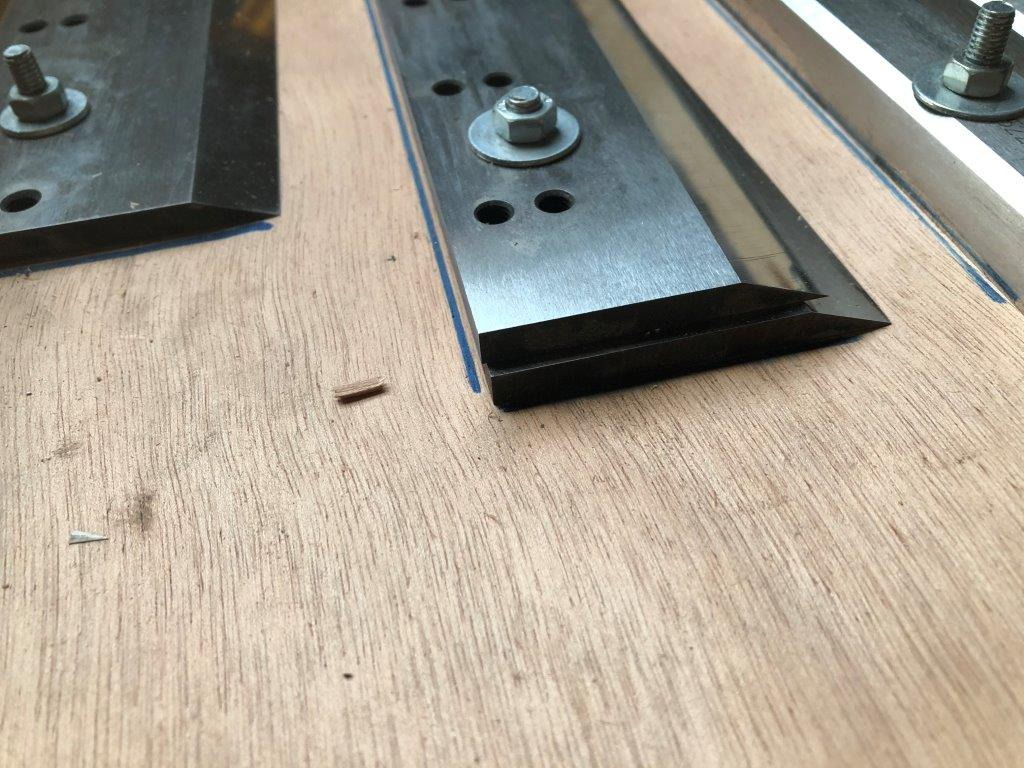 Knife set three-knife trimmer Muller Martini 890 - Mašina za rezanje papira: slika 5 Knife set three-knife trimmer Muller Martini 890 - Mašina za rezanje papira: slika 5