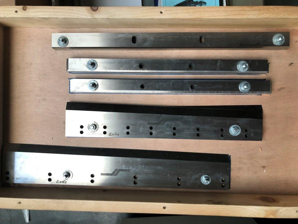 Knife set three-knife trimmer Muller Martini 890 - Mašina za rezanje papira: slika 1 Knife set three-knife trimmer Muller Martini 890 - Mašina za rezanje papira: slika 1