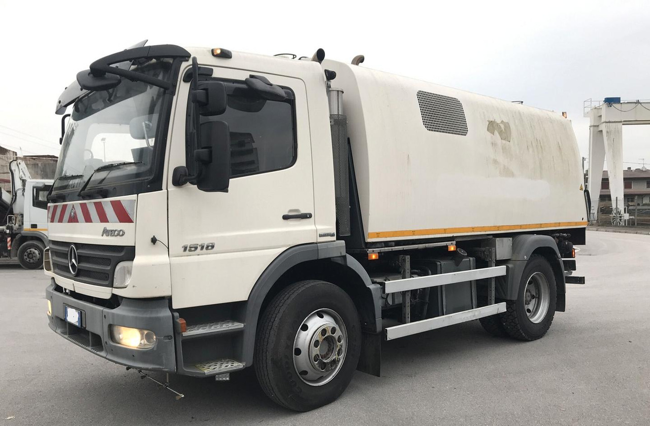 BUCHER SCHORLING - Autočistilica: slika 1 BUCHER SCHORLING - Autočistilica: slika 1