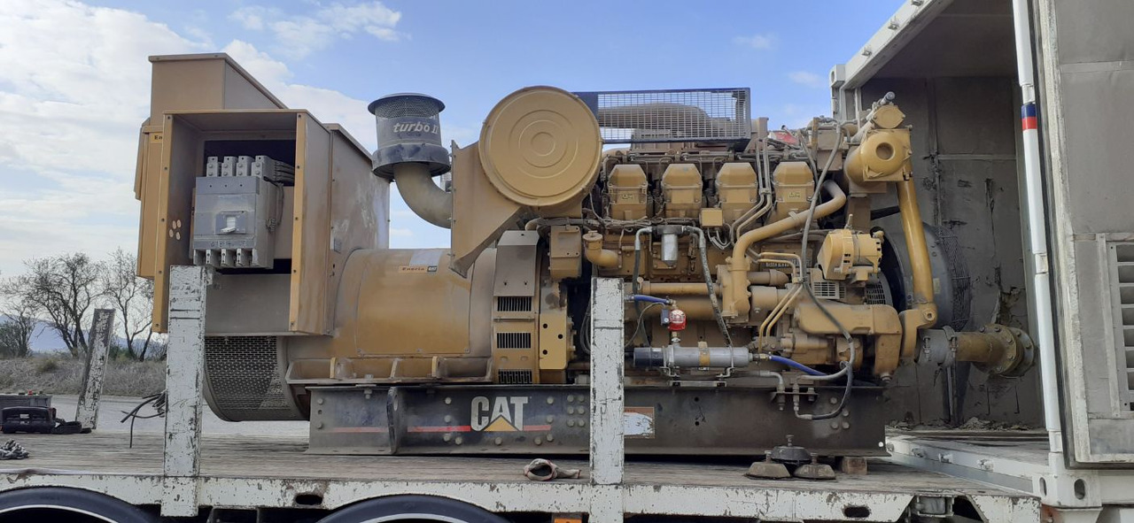 CATERPILLAR 3508 1100 kVa - Set generatora: slika 1 CATERPILLAR 3508 1100 kVa - Set generatora: slika 1