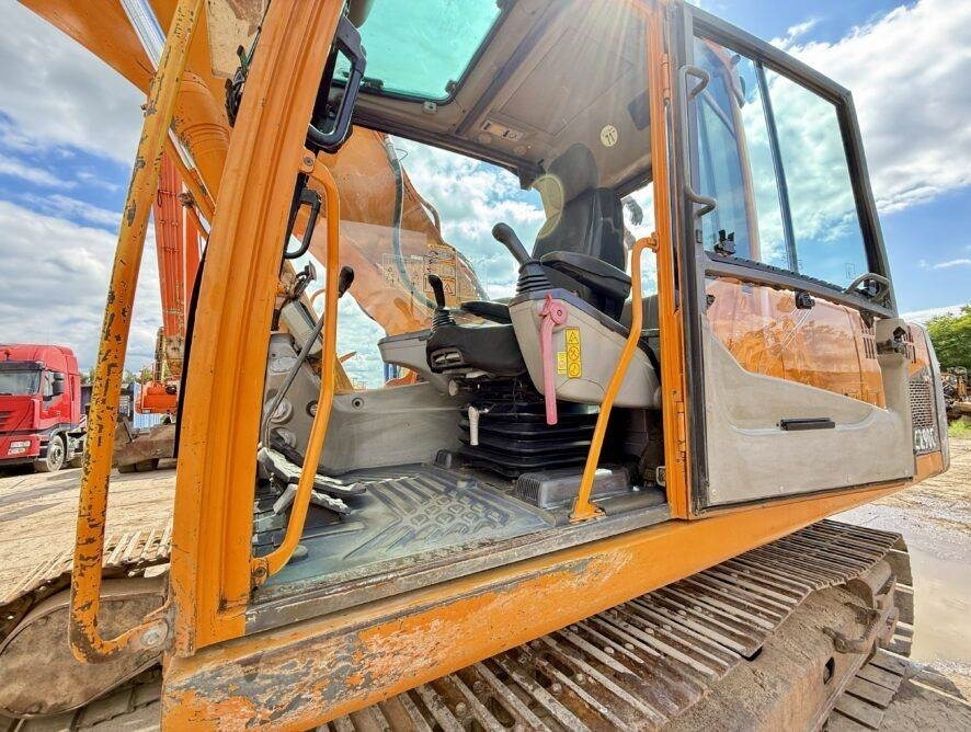 Lizing Volvo EC290CL  Volvo EC290CL: slika 11