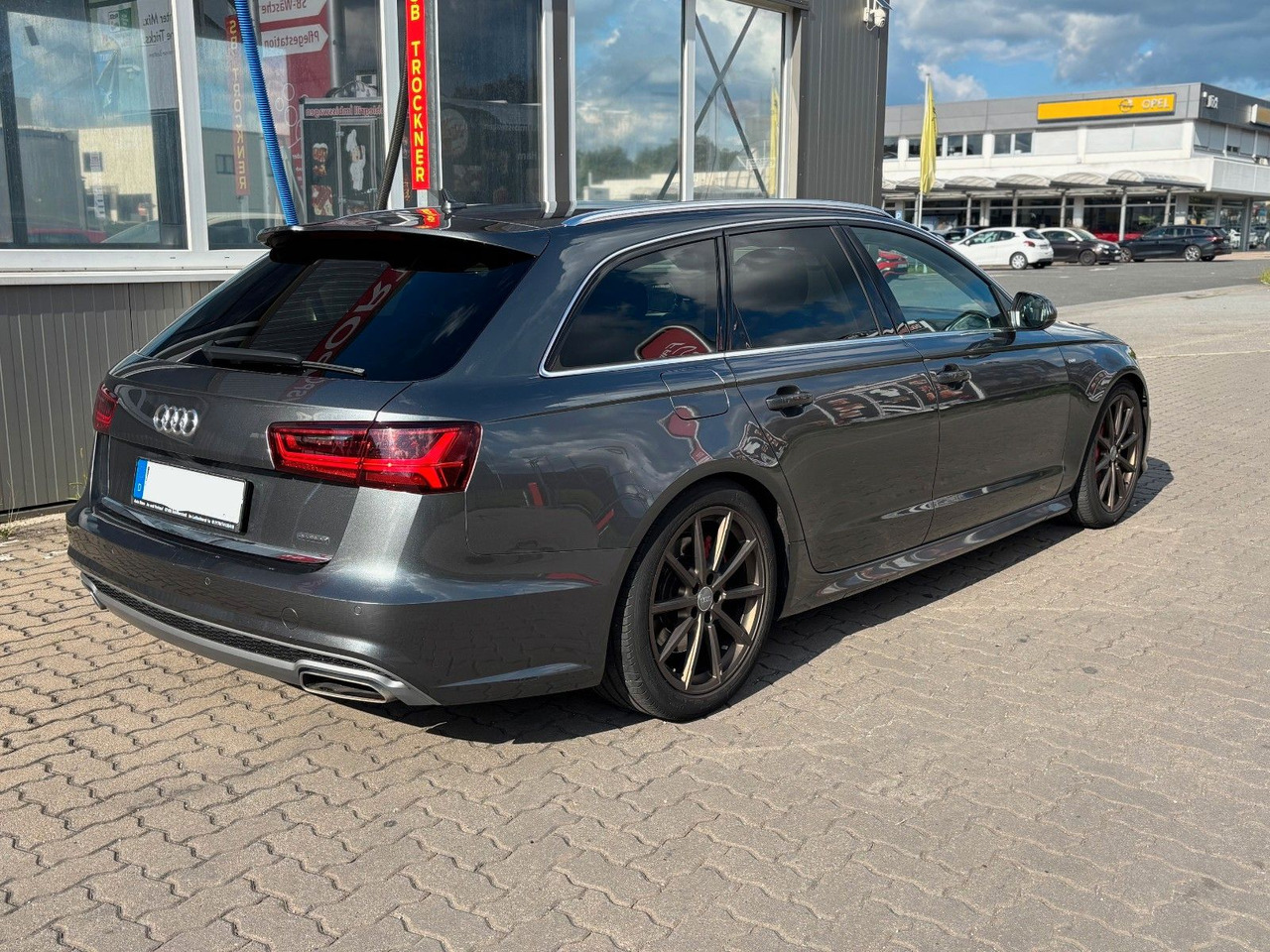 Audi A6 Avant 3.0 BiTDI SLine Quattro/V8 Sound/Pano - Karavan: slika 4 Audi A6 Avant 3.0 BiTDI SLine Quattro/V8 Sound/Pano - Karavan: slika 4