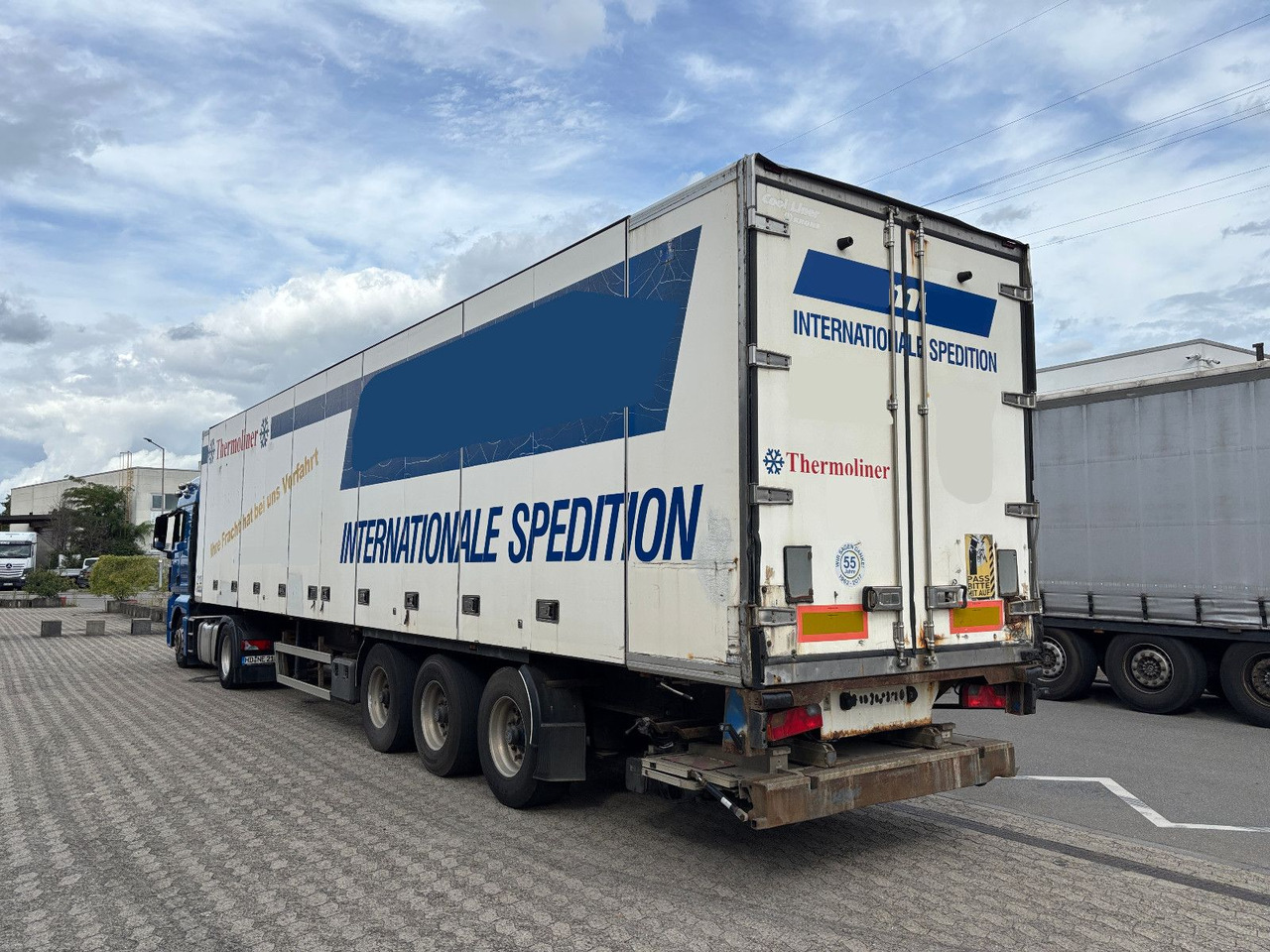 Krone Thermo King SL400 SEITENTÜREN - Poluprikolica hladnjače: slika 4 Krone Thermo King SL400 SEITENTÜREN - Poluprikolica hladnjače: slika 4