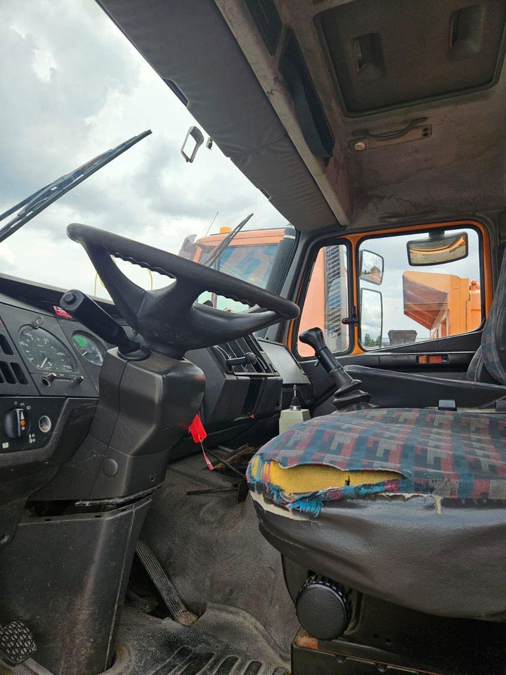 Mercedes-Benz 1820 kein 1831 1836 4x4 - Istovarivač: slika 5 Mercedes-Benz 1820 kein 1831 1836 4x4 - Istovarivač: slika 5