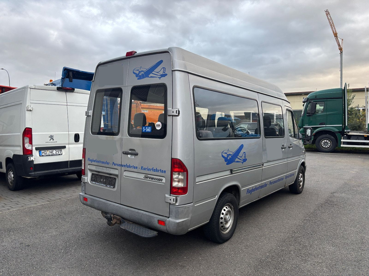 Mercedes-Benz 211 CDI 9 Sitze - Putnički kombi: slika 4 Mercedes-Benz 211 CDI 9 Sitze - Putnički kombi: slika 4