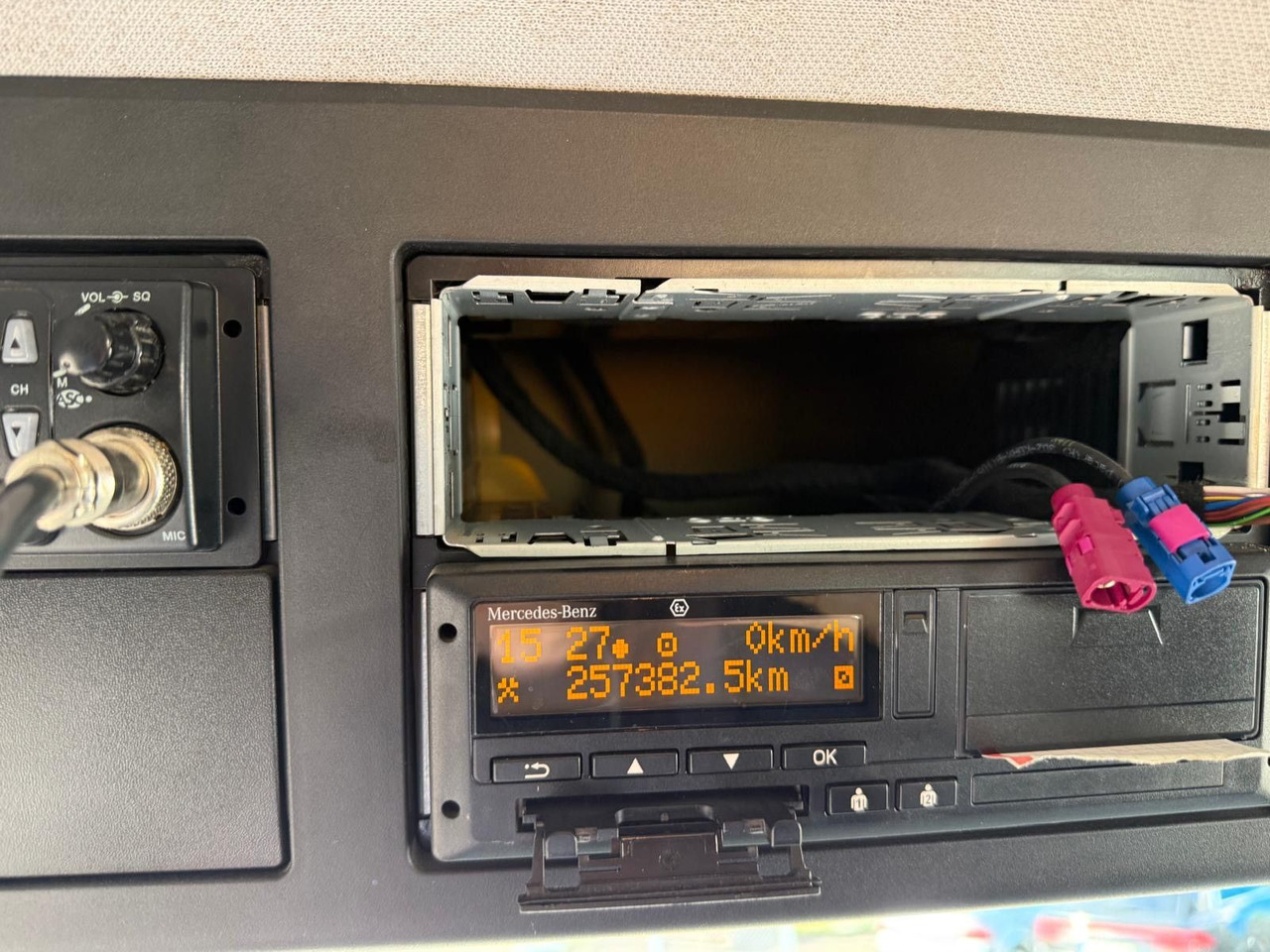 Istovarivač Mercedes-Benz Arocs 2648 6x4/Kempf: slika 14 Istovarivač Mercedes-Benz Arocs 2648 6x4/Kempf: slika 14