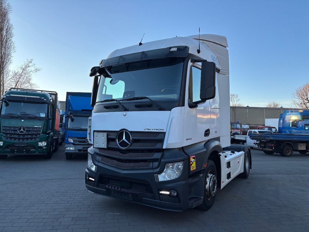 Mercedes-Benz Actros 1843 1845 - Tegljač: slika 4 Mercedes-Benz Actros 1843 1845 - Tegljač: slika 4