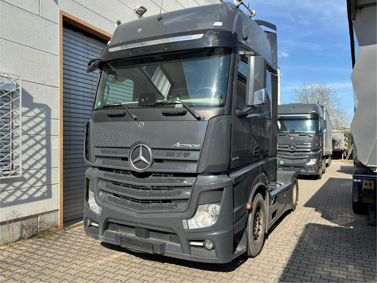 Mercedes-Benz Actros 1851 Retarder/Luft/Klima - Tegljač: slika 1 Mercedes-Benz Actros 1851 Retarder/Luft/Klima - Tegljač: slika 1