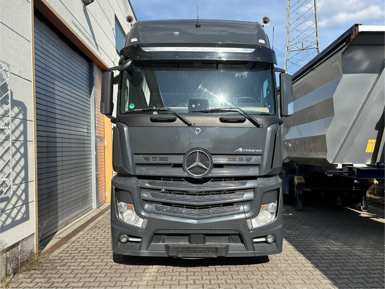 Mercedes-Benz Actros 1851 Retarder/Luft/Klima - Tegljač: slika 2 Mercedes-Benz Actros 1851 Retarder/Luft/Klima - Tegljač: slika 2