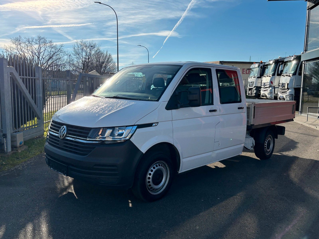 Volkswagen T6 Transporter DOKA 5 Sitze Volkswagen T6 Transporter DOKA 5 Sitze - Dostavno vozilo s ravnom platformom, Dostavno vozilo sa duplom kabinom: slika 2 Volkswagen T6 Transporter DOKA 5 Sitze Volkswagen T6 Transporter DOKA 5 Sitze - Dostavno vozilo s ravnom platformom, Dostavno vozilo sa duplom kabinom: slika 2
