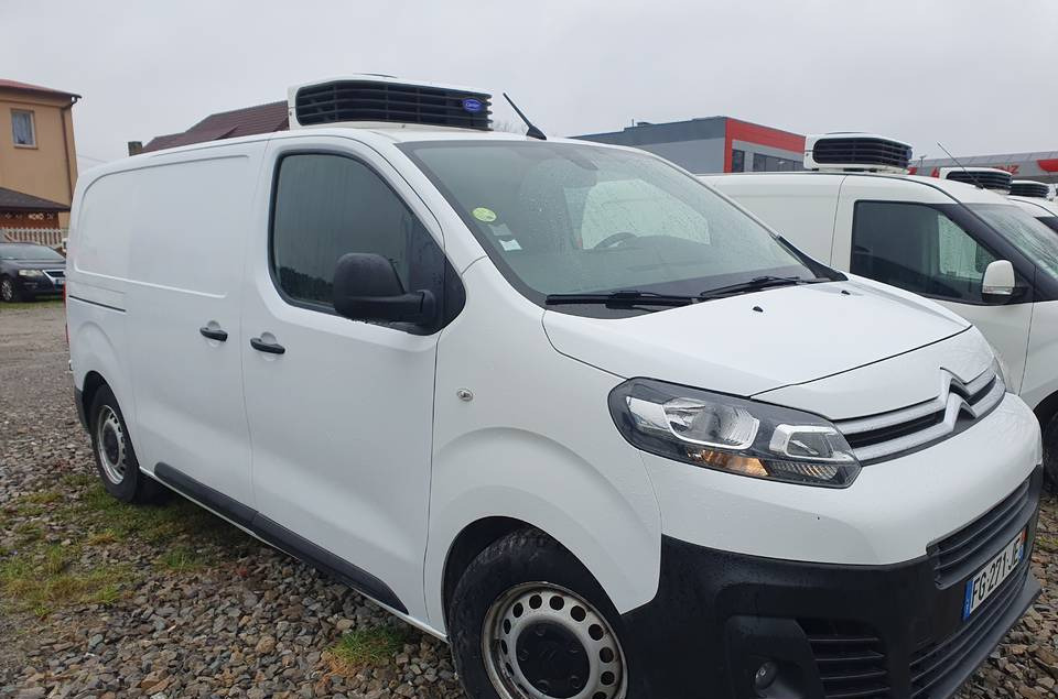 Citroen JUMPY CHLODNIA MROZNIA CARRIER+230V KLIMA EURO6 - Dostavno vozilo hladnjača: slika 3 Citroen JUMPY CHLODNIA MROZNIA CARRIER+230V KLIMA EURO6 - Dostavno vozilo hladnjača: slika 3