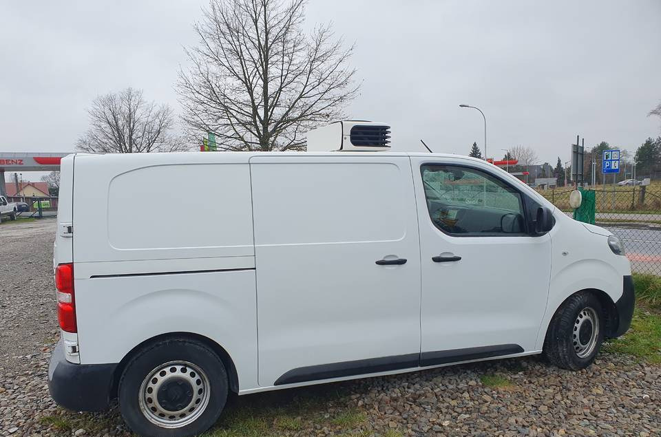 Citroen JUMPY CHLODNIA MROZNIA CARRIER+230V KLIMA EURO6 - Dostavno vozilo hladnjača: slika 5 Citroen JUMPY CHLODNIA MROZNIA CARRIER+230V KLIMA EURO6 - Dostavno vozilo hladnjača: slika 5