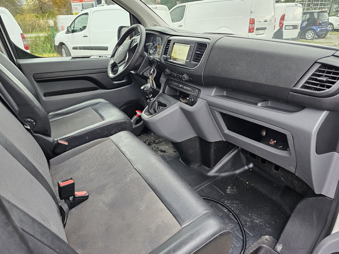 Lizing Citroen JUMPY CHLODNIA MROZNIA CARRIER+230V KLIMA NAVI EURO6 Citroen JUMPY CHLODNIA MROZNIA CARRIER+230V KLIMA NAVI EURO6: slika 16 Lizing Citroen JUMPY CHLODNIA MROZNIA CARRIER+230V KLIMA NAVI EURO6 Citroen JUMPY CHLODNIA MROZNIA CARRIER+230V KLIMA NAVI EURO6: slika 16