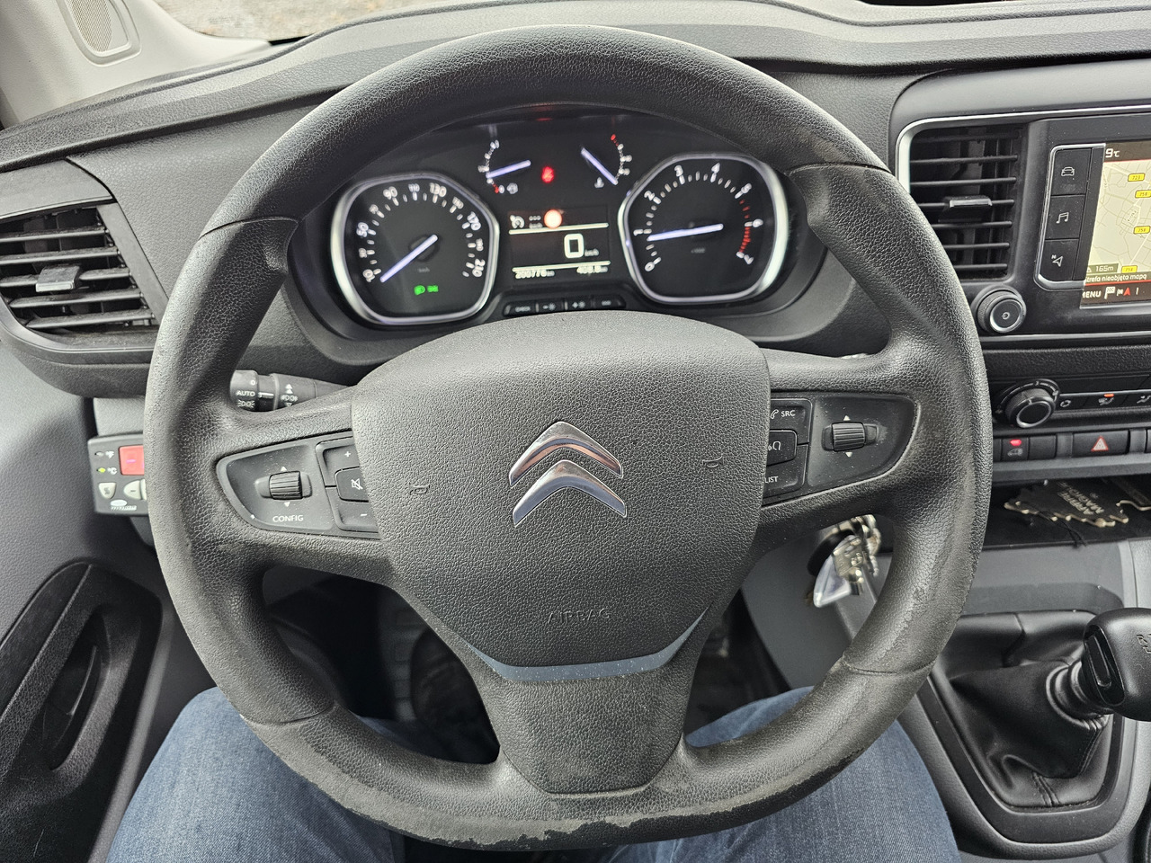 Lizing Citroen JUMPY CHLODNIA MROZNIA CARRIER+230V KLIMA NAVI EURO6 Citroen JUMPY CHLODNIA MROZNIA CARRIER+230V KLIMA NAVI EURO6: slika 9 Lizing Citroen JUMPY CHLODNIA MROZNIA CARRIER+230V KLIMA NAVI EURO6 Citroen JUMPY CHLODNIA MROZNIA CARRIER+230V KLIMA NAVI EURO6: slika 9