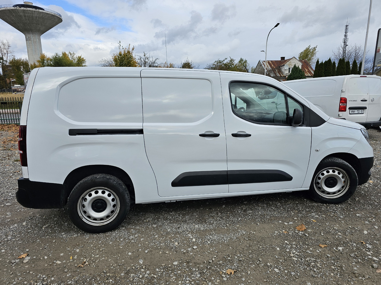 OPEL COMBO MAXI LONG CHLODNIA MROZNIA CARRIER KLIMA EURO6 - Dostavno vozilo hladnjača: slika 4 OPEL COMBO MAXI LONG CHLODNIA MROZNIA CARRIER KLIMA EURO6 - Dostavno vozilo hladnjača: slika 4