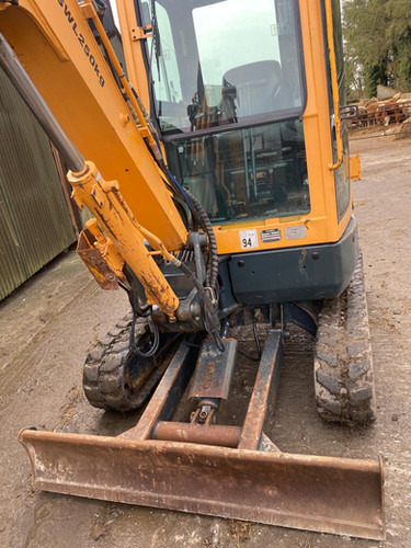2017 Hyundai R25Z-9AK - Bager: slika 4 2017 Hyundai R25Z-9AK - Bager: slika 4