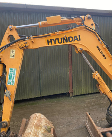 2017 Hyundai R25Z-9AK - Bager: slika 2 2017 Hyundai R25Z-9AK - Bager: slika 2