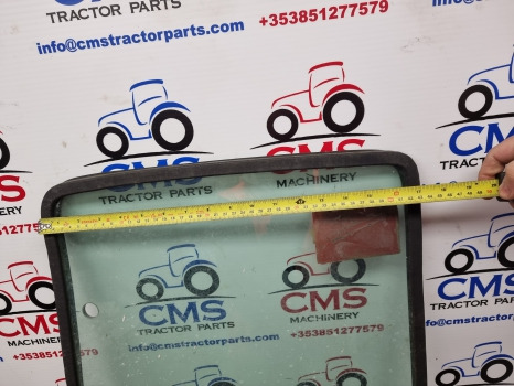 Case Cx100, Mx Series, Mccorrmick, Cab Side Glass Rh 192002a3 - Staklo i delovi: slika 3 Case Cx100, Mx Series, Mccorrmick, Cab Side Glass Rh 192002a3 - Staklo i delovi: slika 3